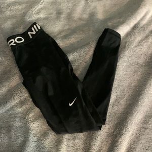 black nike leggings